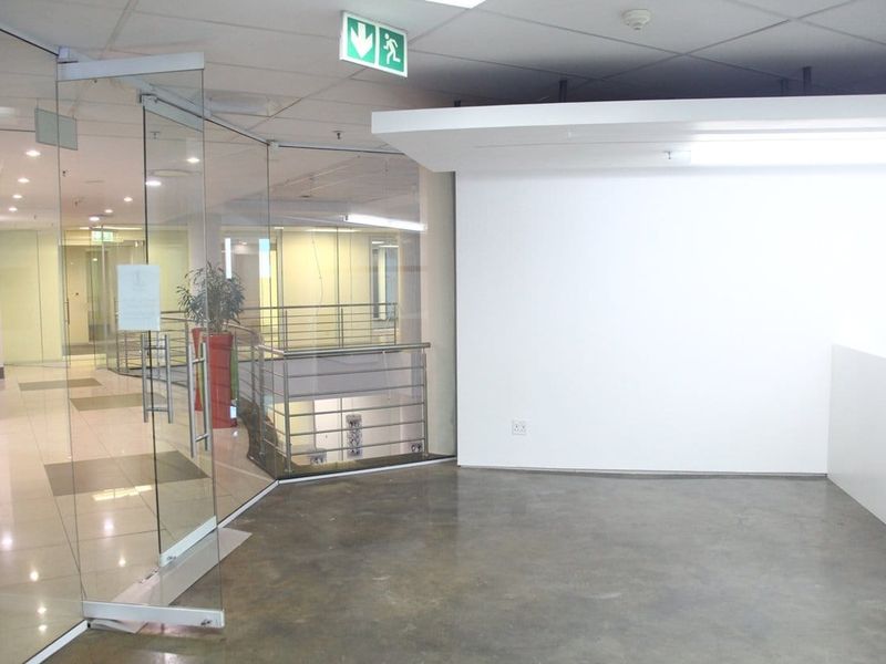 Spacious Office Suite to rent in Sinosteel Plaza, Morningside  - Photo 10