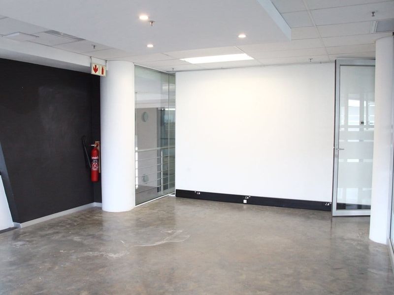 Spacious Office Suite to rent in Sinosteel Plaza, Morningside  - Photo 5