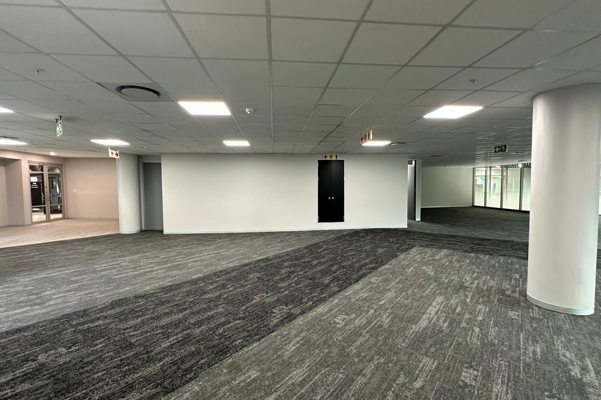 Distinguished Office space to rent in Sandown, Sandton  - Photo 4