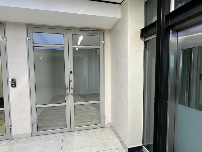 Distinguished Office space to rent in Sandown, Sandton  - Photo 2