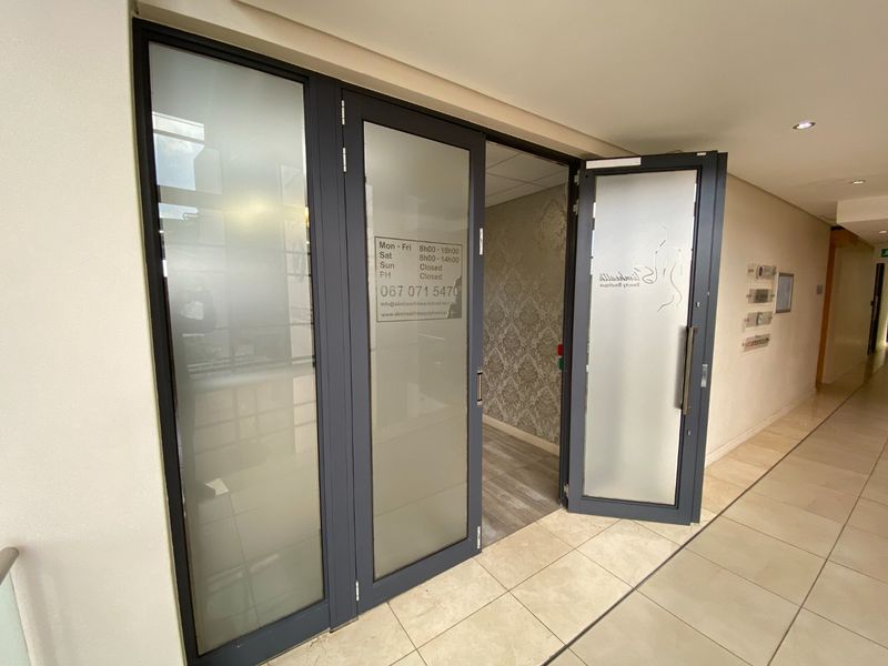 Prime Office Space To Let In Menlyn - Photo 5