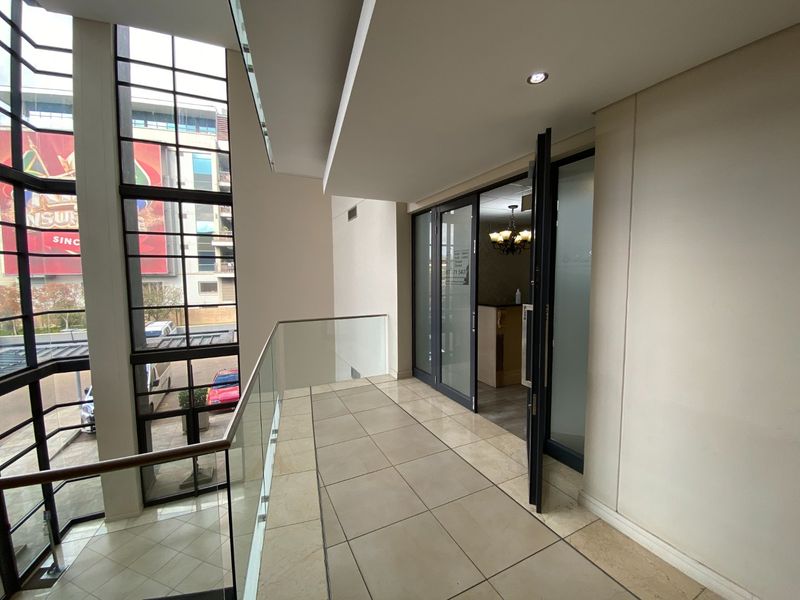 Prime Office Space To Let In Menlyn - Photo 4