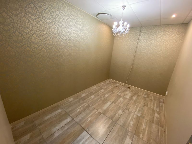 Prime Office Space To Let In Menlyn - Photo 9