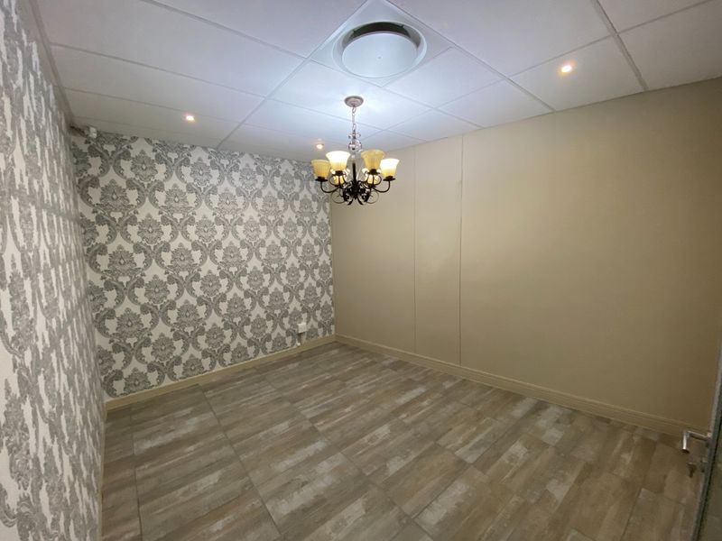 Prime Office Space To Let In Menlyn - Photo 8