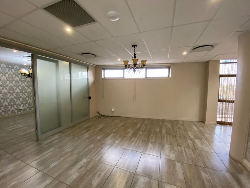 Prime Office Space To Let In Menlyn - Photo 7