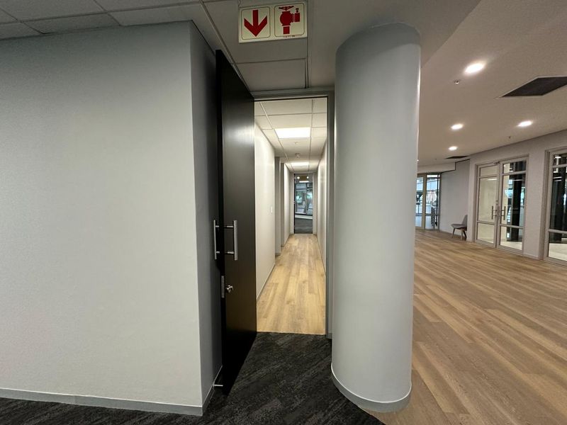 Impeccable Office Suite to let in prime location, Sandown, Sandton - Photo 6
