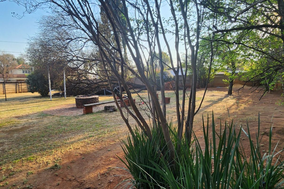 SPACIOUS FAMILY HOME FOR RENTAL IN ERASMIA  - Photo 2