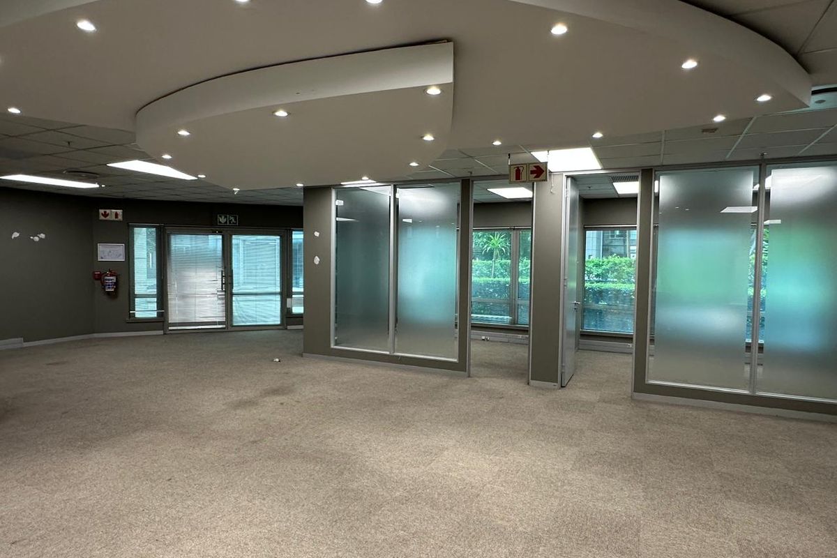 Prime office space to rent in Sandown, Sandton  - Photo 2