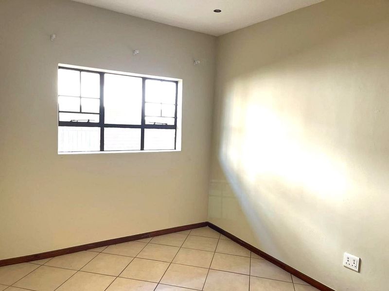 3 Bedroom Garden Apartment for sale in Sagewood, Midrand  - Photo 6
