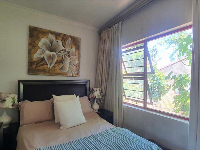 2 Bedroom Apartment for Sale in Joshua Village, Maroeladal - Photo 8