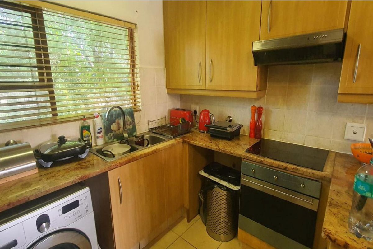 2 Bedroom Apartment for Sale in Joshua Village, Maroeladal - Photo 4