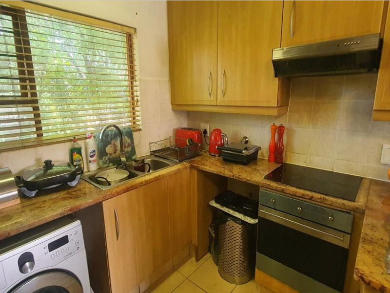 2 Bedroom Apartment for Sale in Joshua Village, Maroeladal - Photo 4