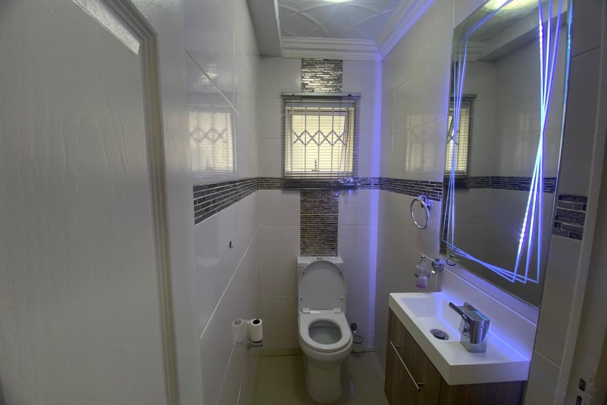 3 Bedroom House in Erasmus Park - Photo 5