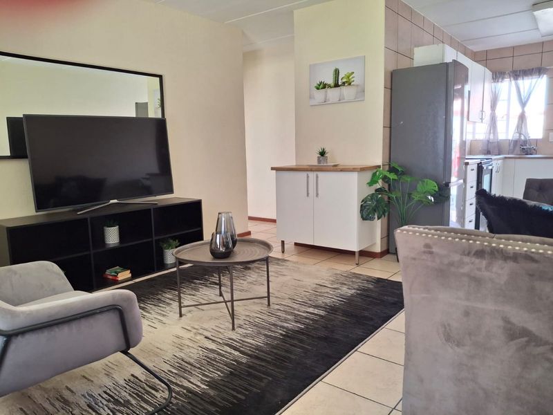 Smart Living, Golden Opportunity 2 bedroom units from R510 000 - Photo 6
