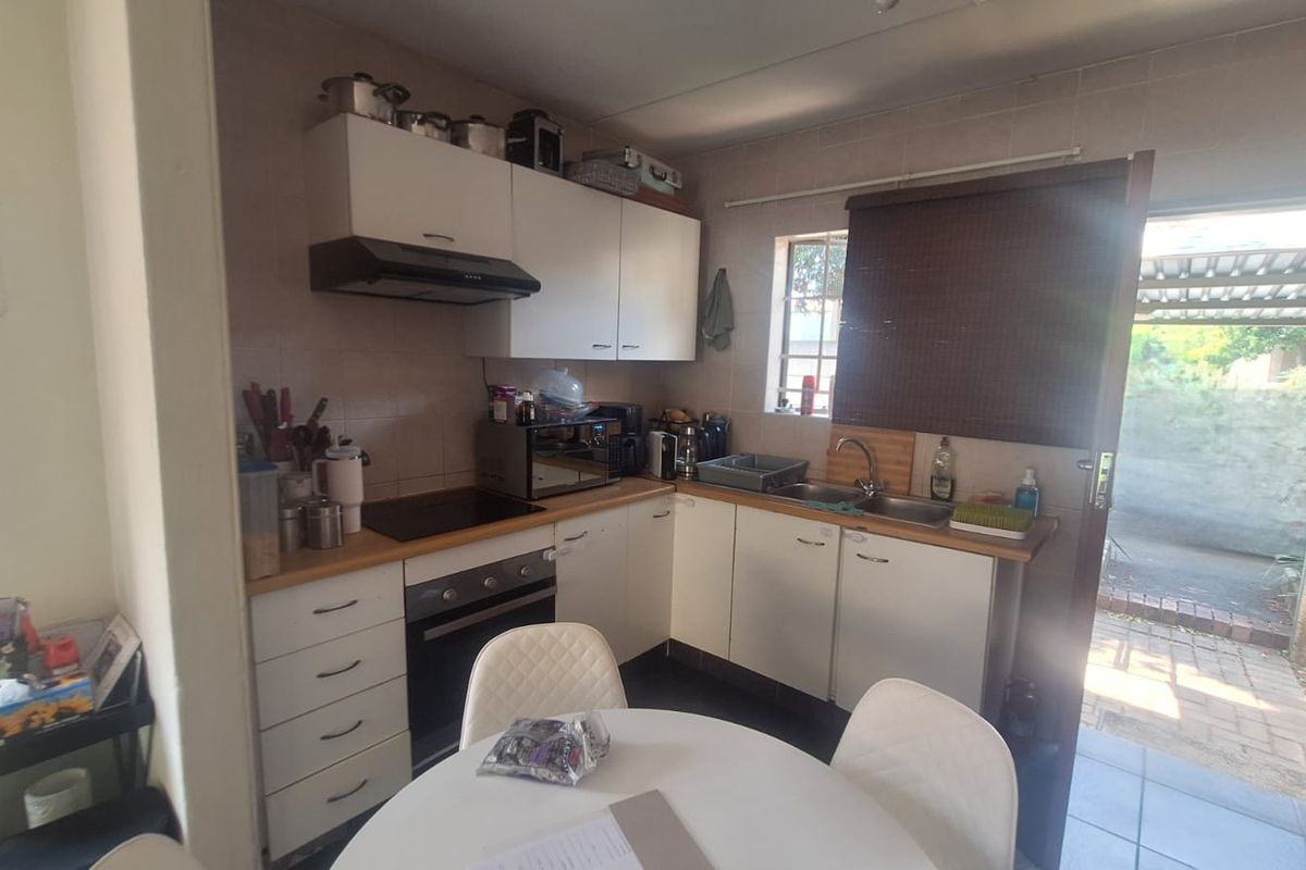 2 Bedroom Apartment Ideal For A Stater Home. - Photo 5