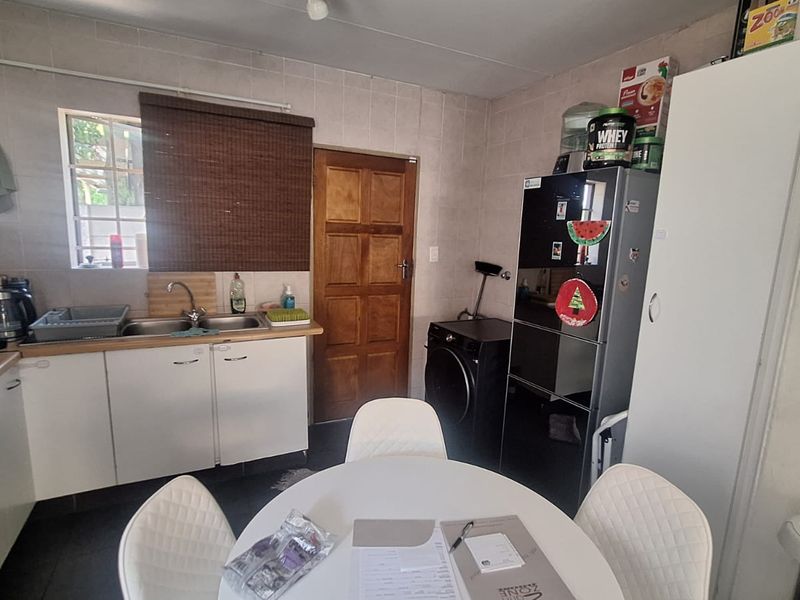 2 Bedroom Apartment Ideal For A Stater Home. - Photo 4