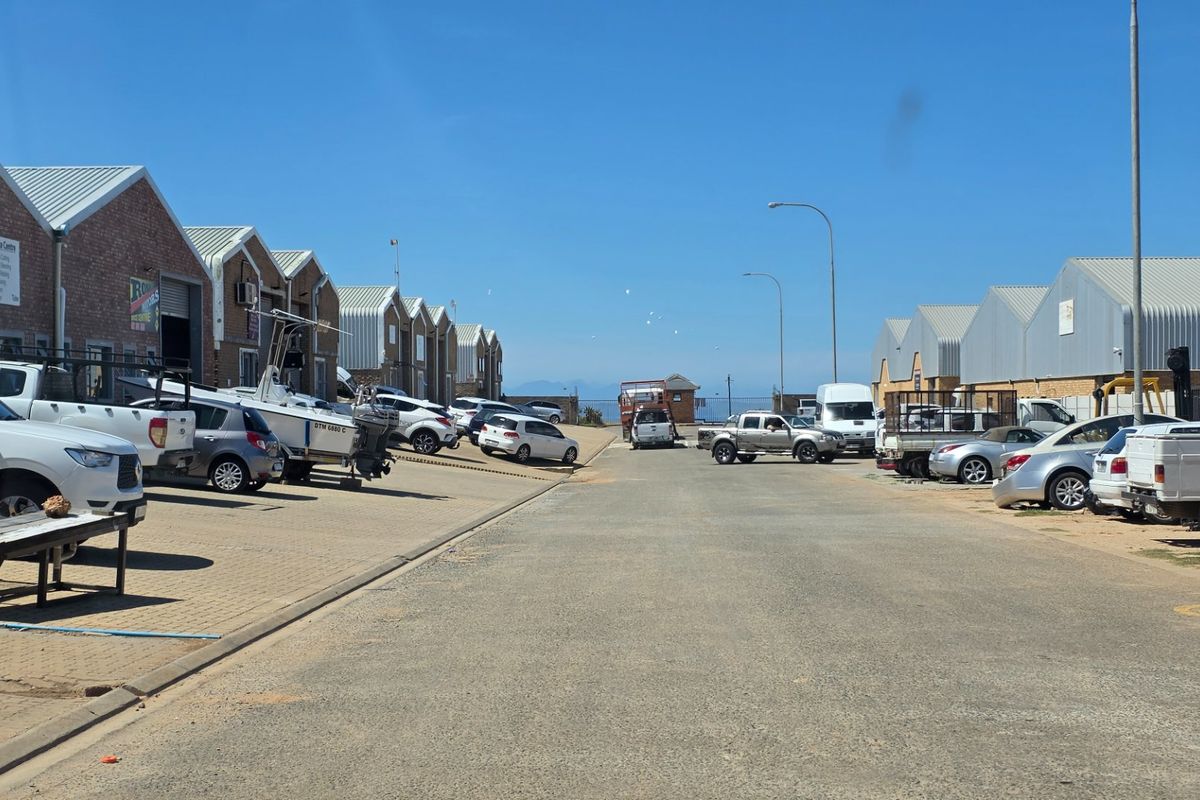 Industrial Stand For Sale... N2 Industrial Park... Mossel Bay. - Photo 3