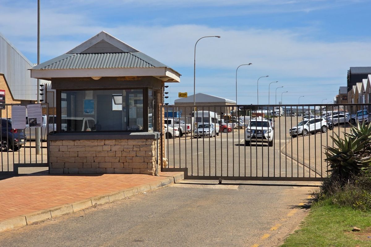 Industrial Stand For Sale... N2 Industrial Park... Mossel Bay. - Photo 2
