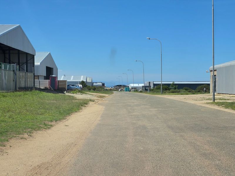 Industrial Stand For Sale... N2 Industrial Park... Mossel Bay. - Photo 6