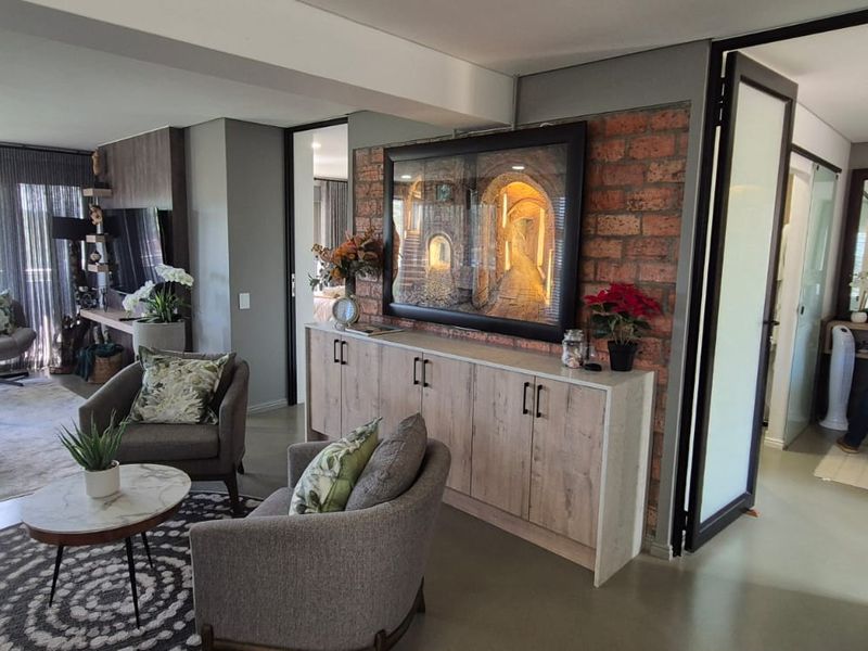 Beautiful Apartment... Garage and Parking... Inverter System !!! - Photo 5