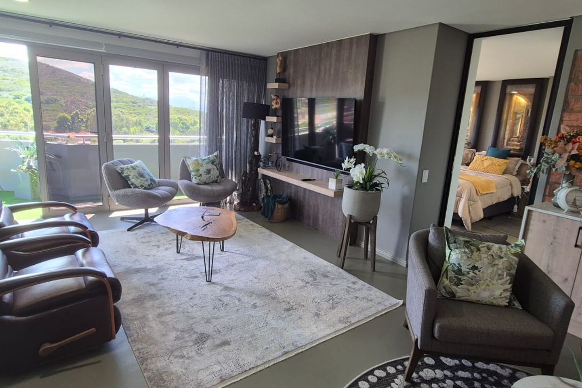 Beautiful Apartment... Garage and Parking... Inverter System !!! - Photo 2