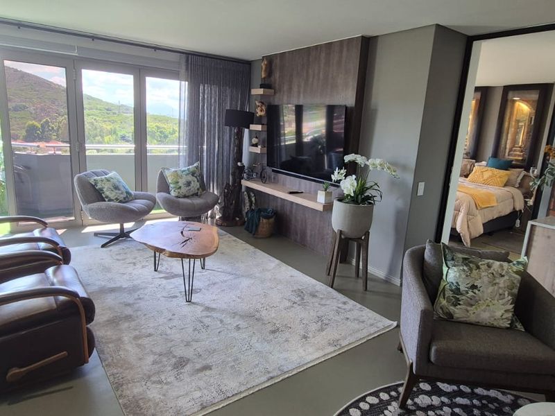 Beautiful Apartment... Garage and Parking... Inverter System !!! - Photo 2