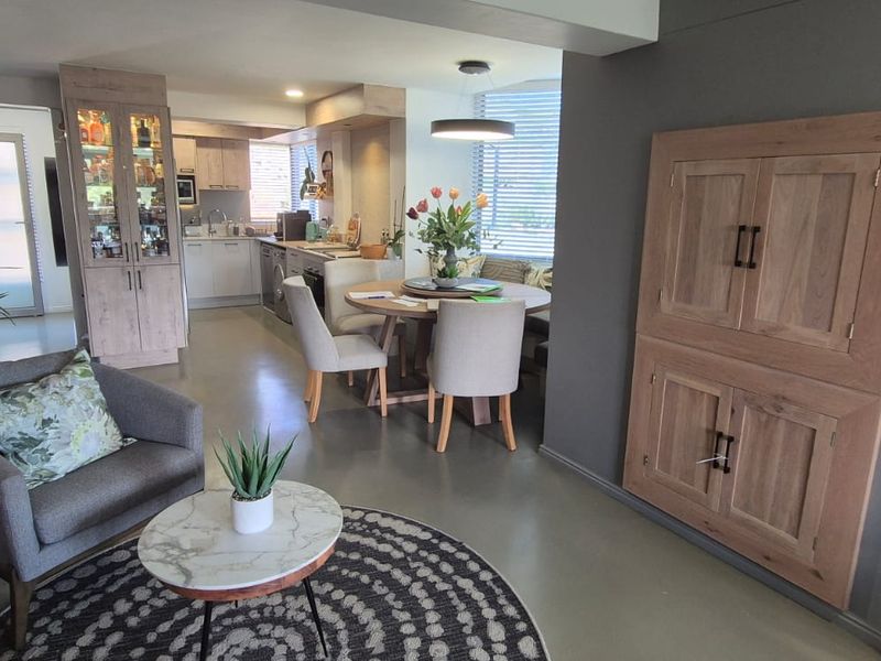 Beautiful Apartment... Garage and Parking... Inverter System !!! - Photo 6