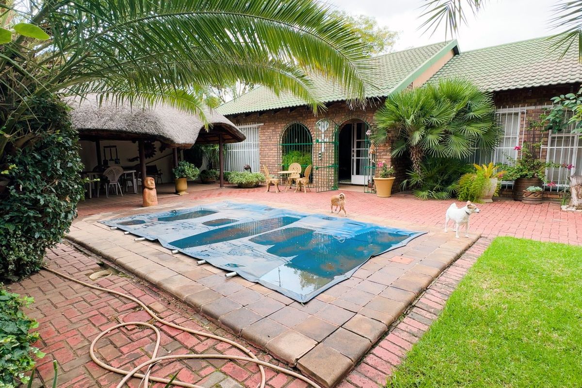 Fantastic four bedroom home in Arcon Park - Photo 4