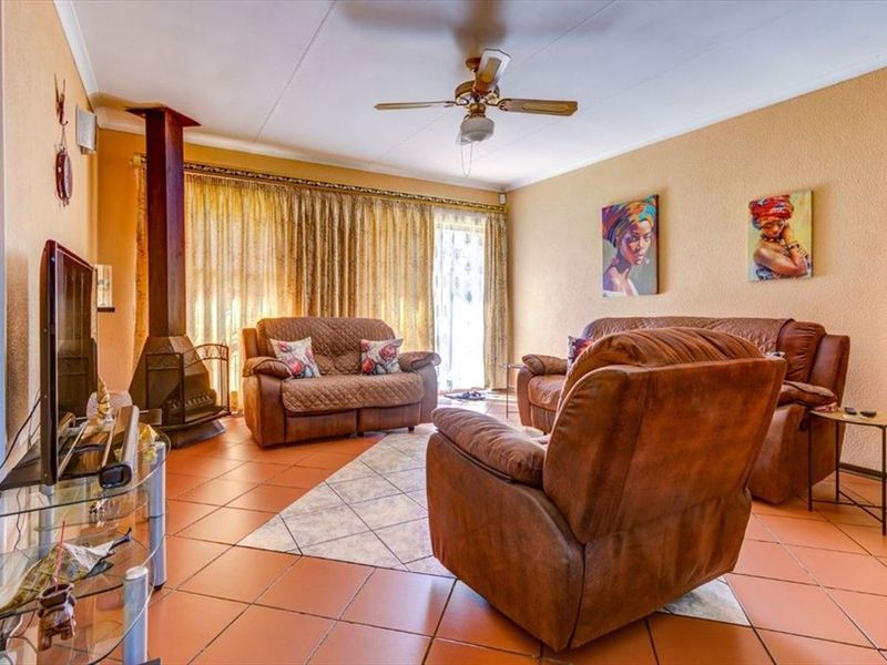 Stylish Family Home with Study - Photo 2