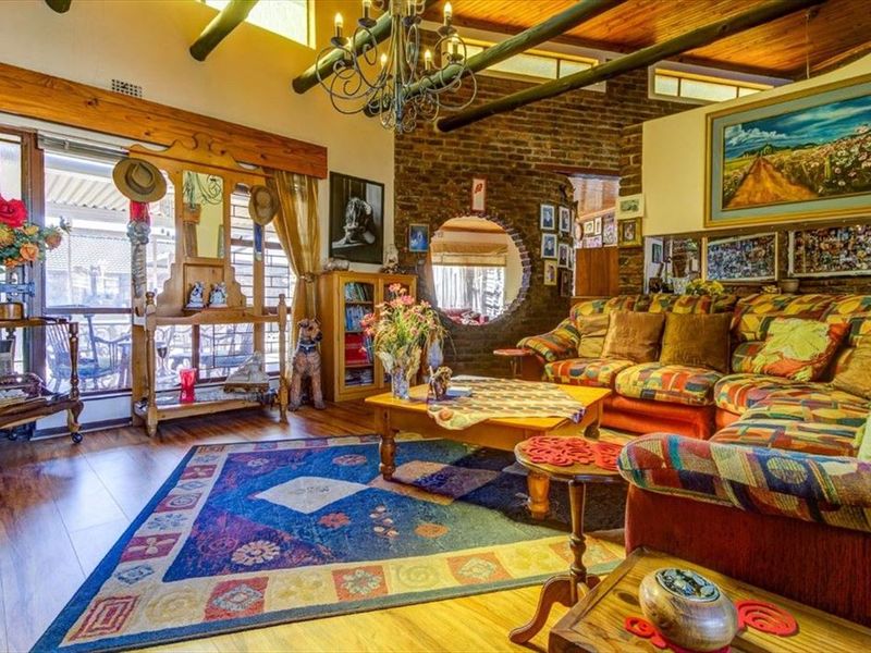 Versatile Property with Two Granny Flats - Photo 2