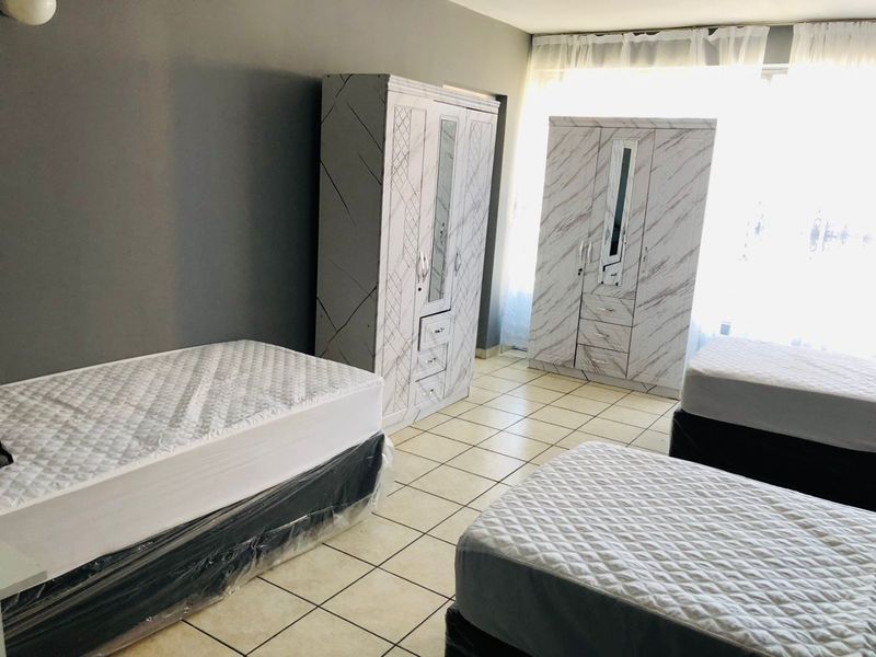 3 Bedrooms, 1 Bathroom Sharing Accommodation To Let In Durban Central, Durban  - Photo 4