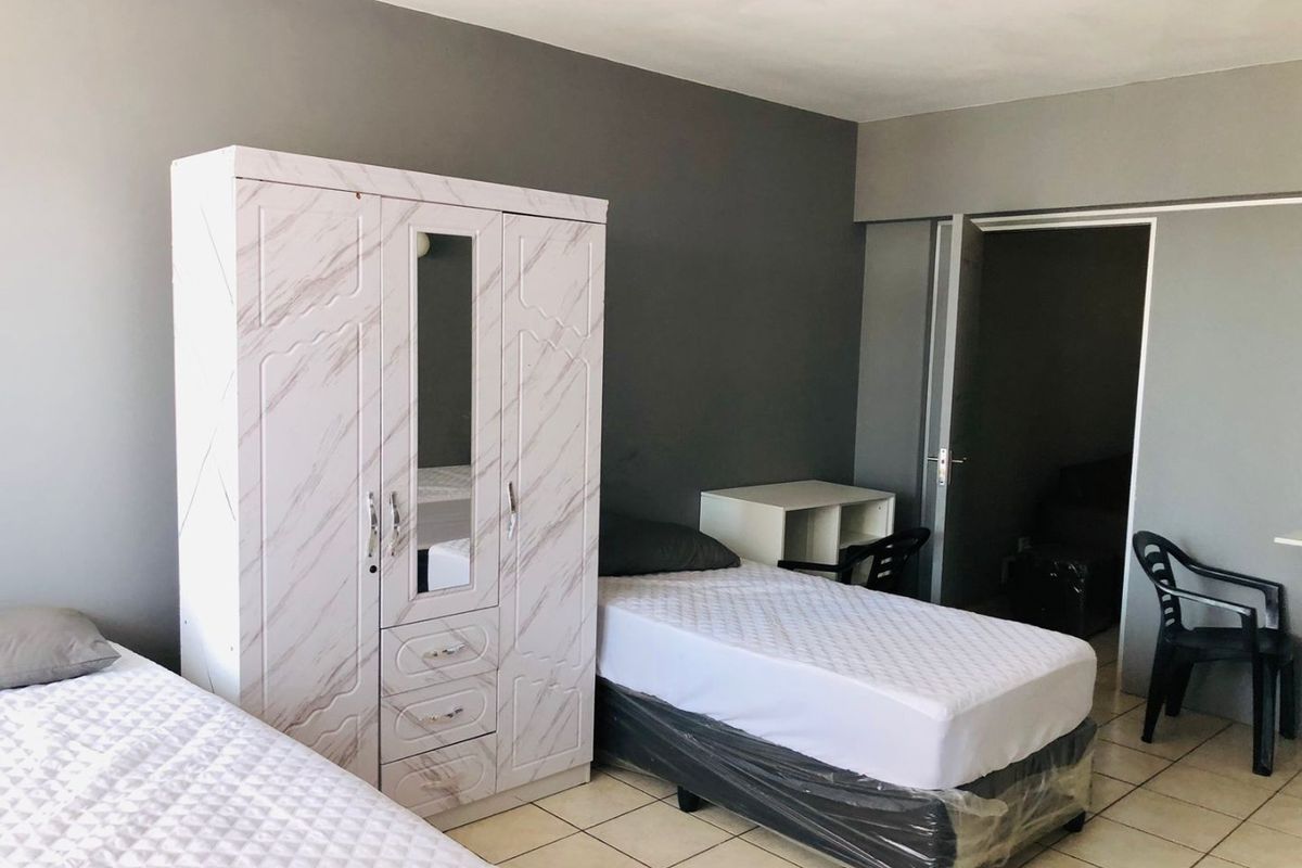 3 Bedrooms, 1 Bathroom Sharing Accommodation To Let In Durban Central, Durban  - Photo 5