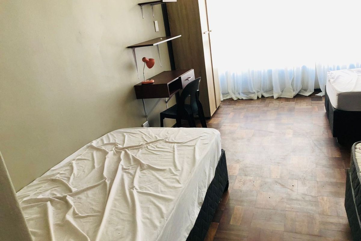 2 Bedrooms, 1 Bathroom Sharing Apartment To Let In Durban Central, Durban - Photo 5