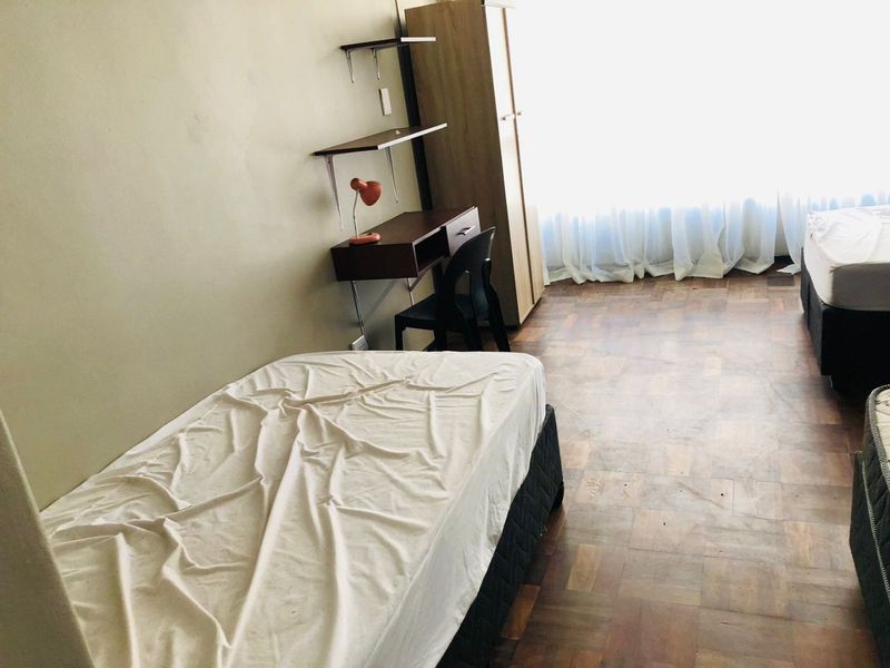 2 Bedrooms, 1 Bathroom Sharing Apartment To Let In Durban Central, Durban - Photo 5