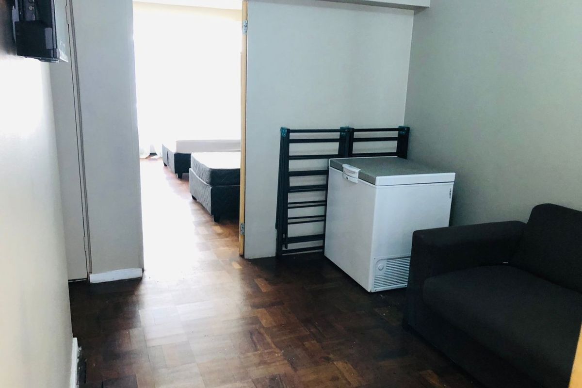 2 Bedrooms, 1 Bathroom Sharing Apartment To Let In Durban Central, Durban - Photo 3