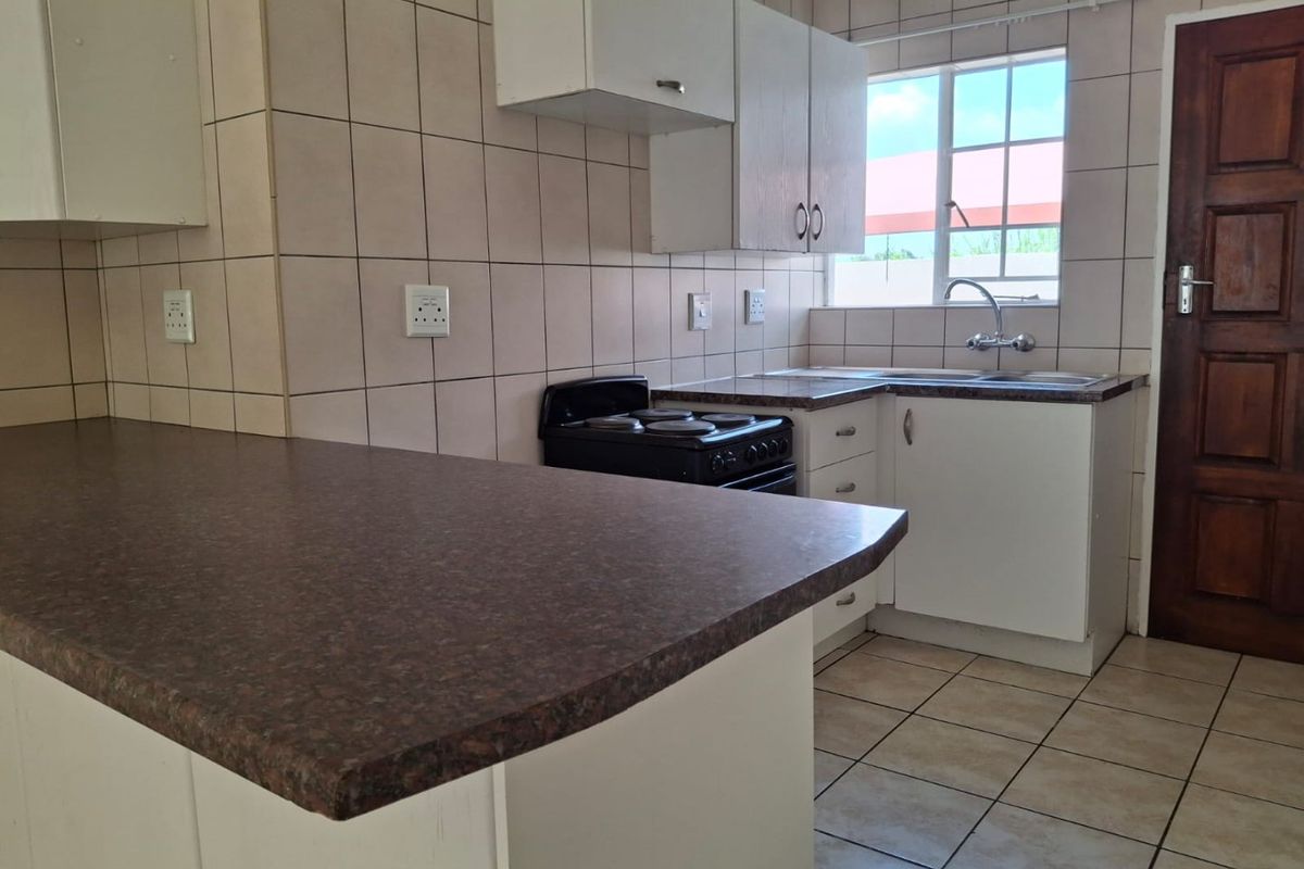 Secure Living, Golden Opportunity 2 bedroom units from R425 000 - Photo 3