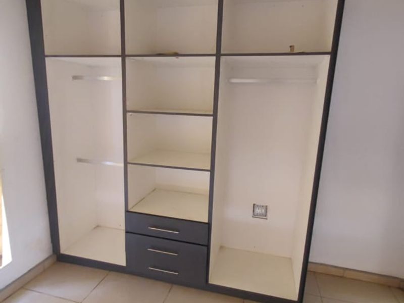 PRICED TO SELL – NEW TOWN FAMILY HOME! - Photo 9