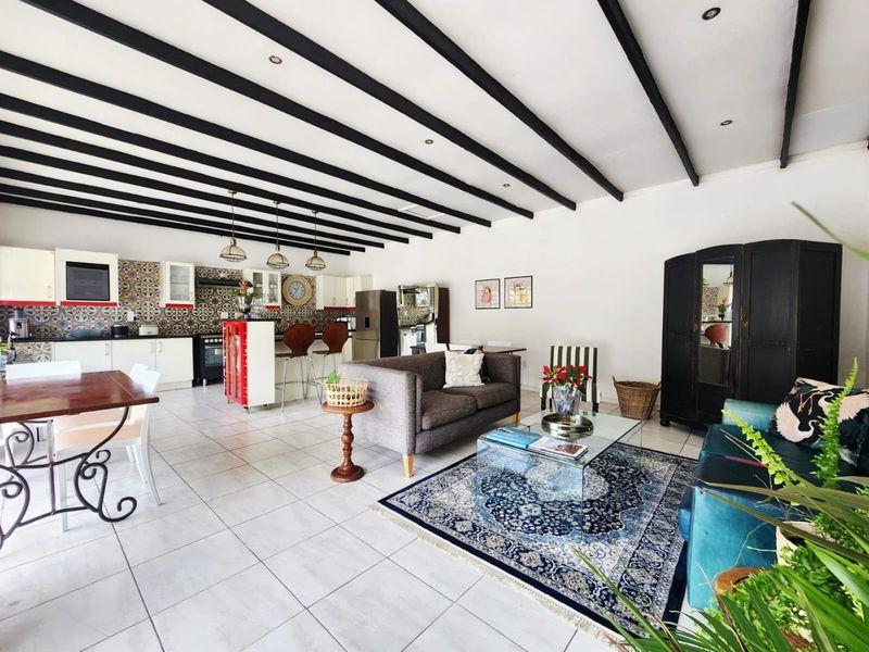 Spacious Entertainers Home with Seven Bedrooms in Old Place Knysna - Photo 3