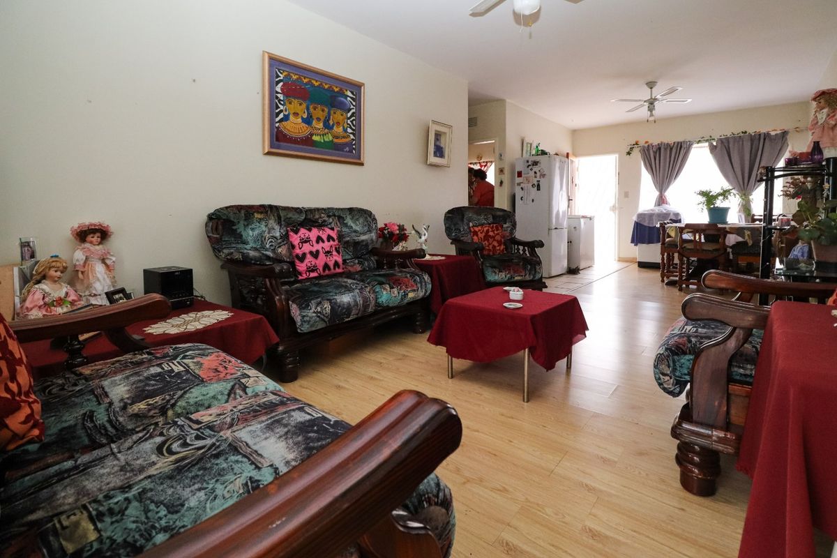 GROUNDFLOOR FLAT IN WELL MANAGED COMPLEX - Photo 5