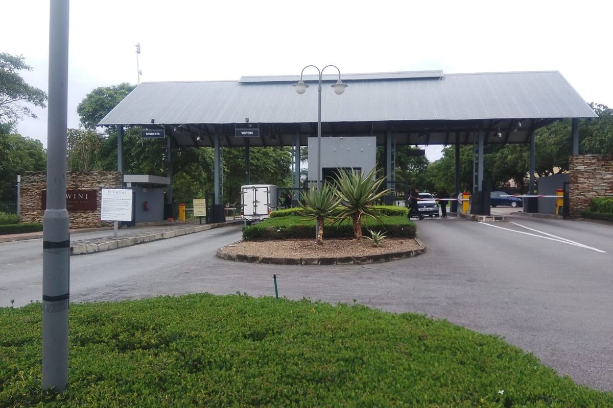 Prime Vacant Land for Sale in Elawini Luxury Residential Estate – 2149 sqm - Photo 2