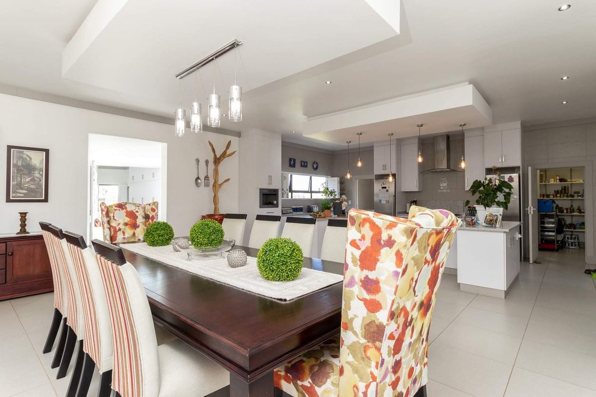 Prestigious Eco Estate Home – Where Luxury Meets Nature.  - Photo 2