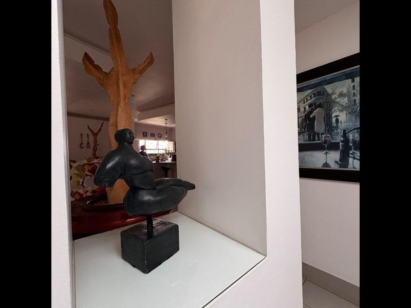 Prestigious Eco Estate Home – Where Luxury Meets Nature.  - Photo 6