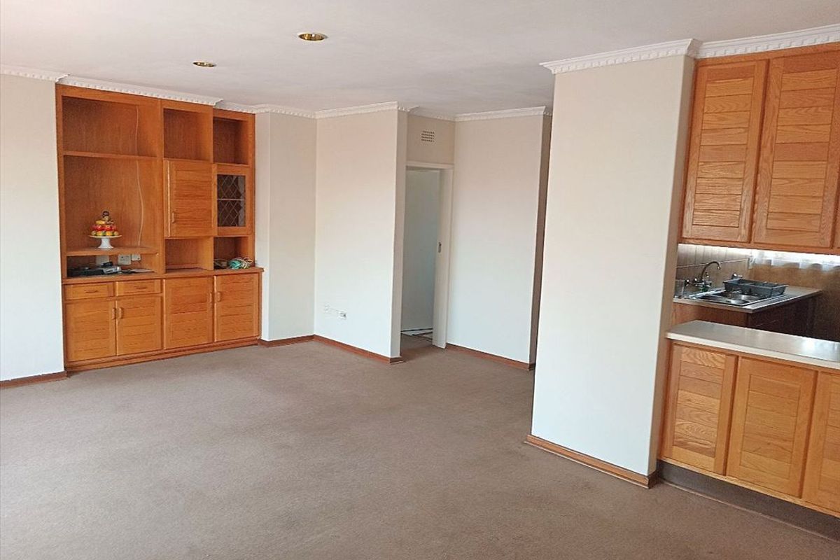 Comfortable Home with Great Outdoor Appeal - Photo 3