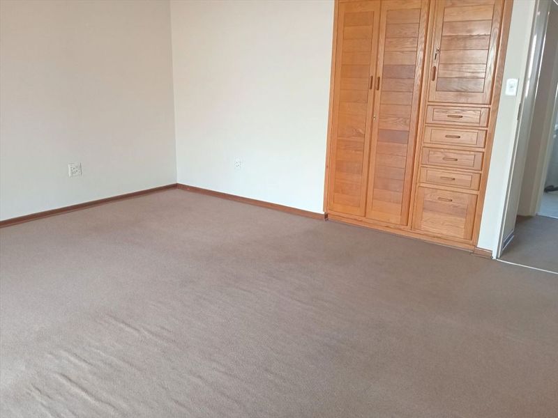 Comfortable Home with Great Outdoor Appeal - Photo 2