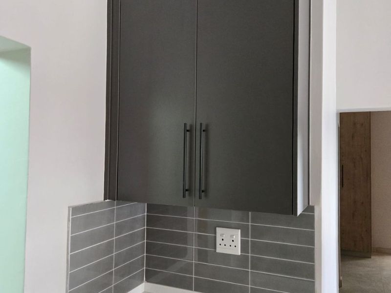 Prime rental townhouse - Newly Built - Photo 9