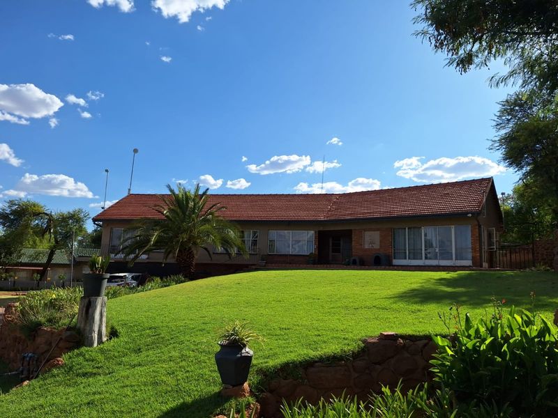 Smallholding for sale in Oudorp. - Photo 2