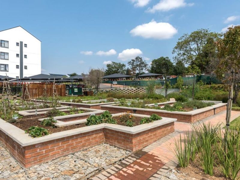 TWO BEDROOMS AND TWO BATHROOMS - Photo 3