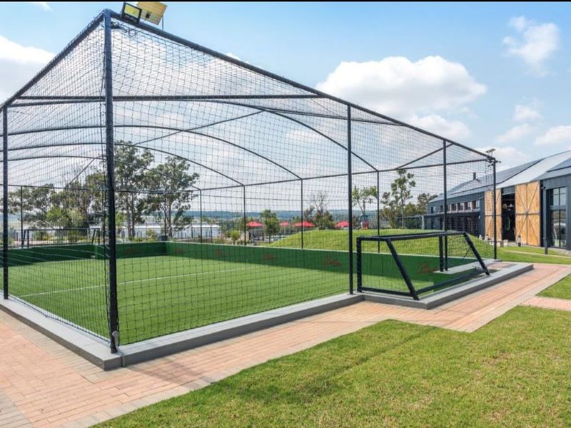 TWO BEDROOMS AND TWO BATHROOMS - Photo 2