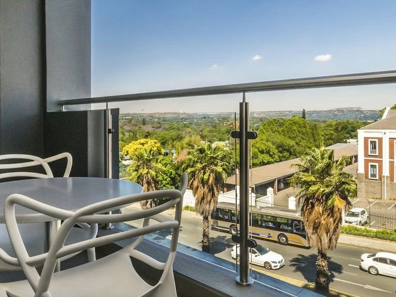 Fully furnished 2bed Apartment - Photo 9