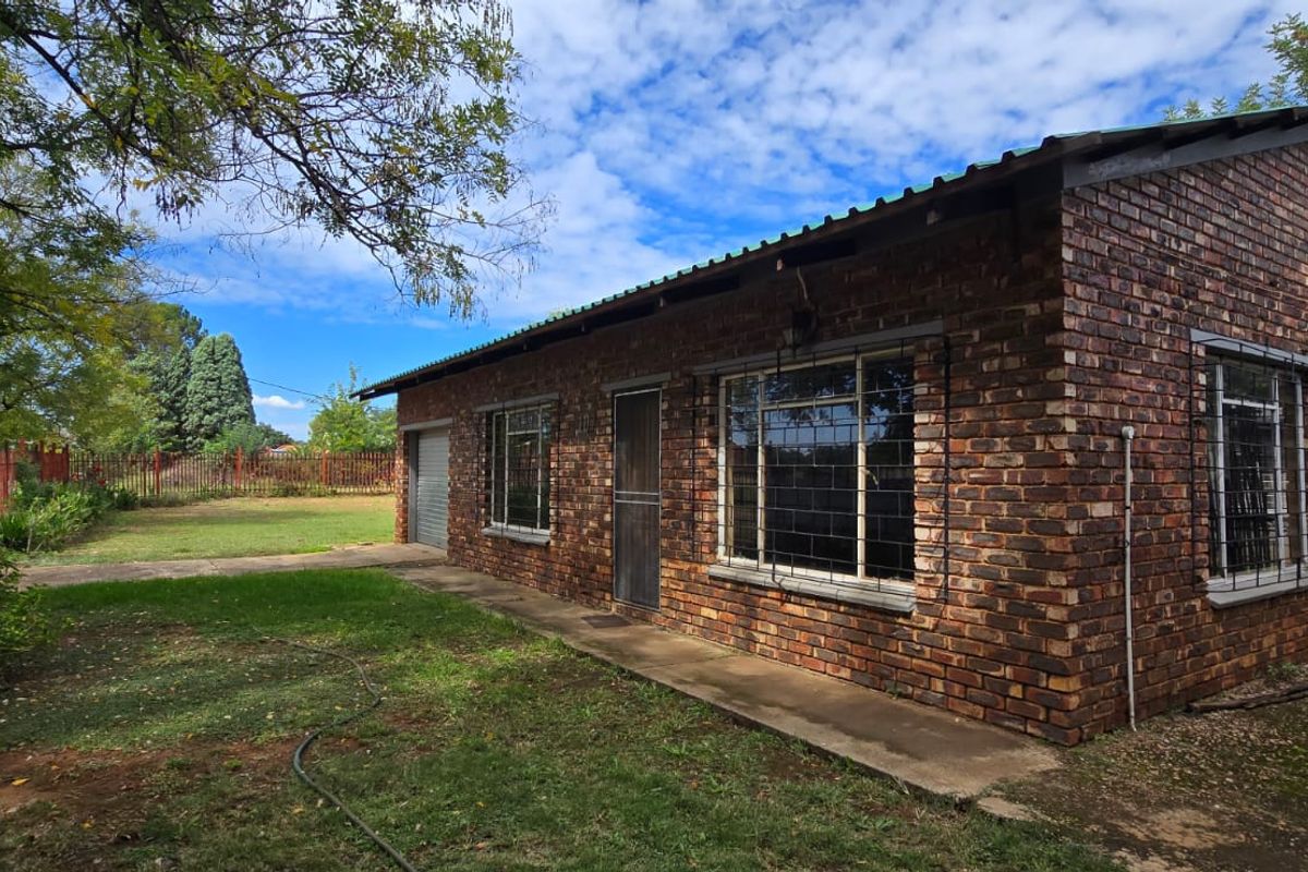 Great Opportunity for First-Time Buyers or Investors! - Photo 2